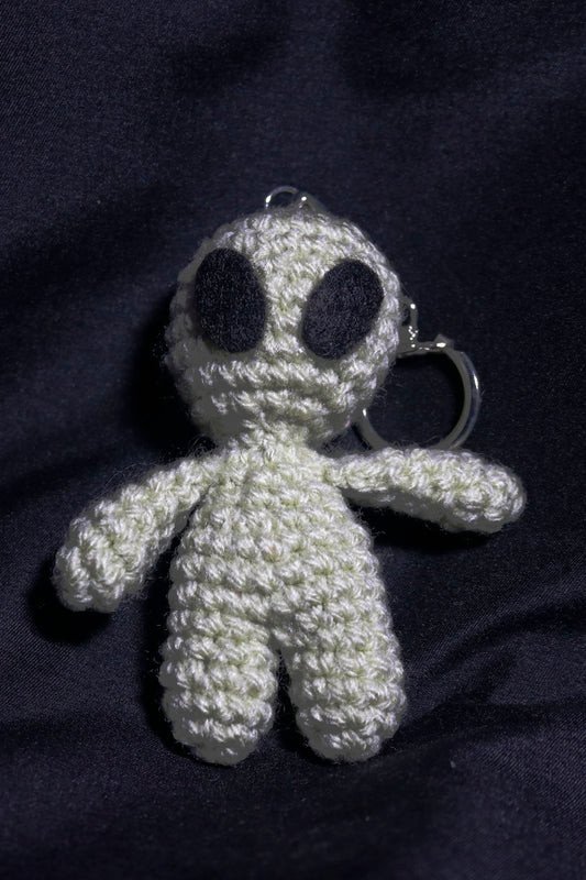 Alien Crochet Buddy Keychain - UncommonObjects-Handmade